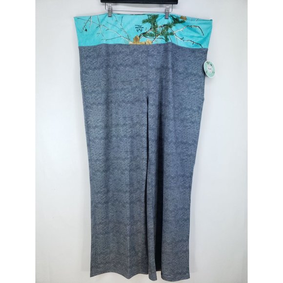 Realtree Xtra Colors Yoga Pants Women's Size 4X (26-28) Gray Aqua Camo - Picture 1 of 5